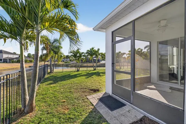 $459,000 | 11427 Emerald Shore Drive, Riverview, FL 33579