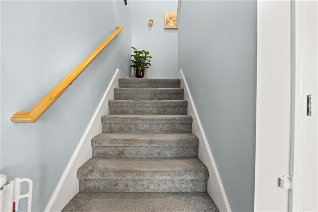 525 Anthony Street Fall River, MA 02721 - Photo 14 of 38