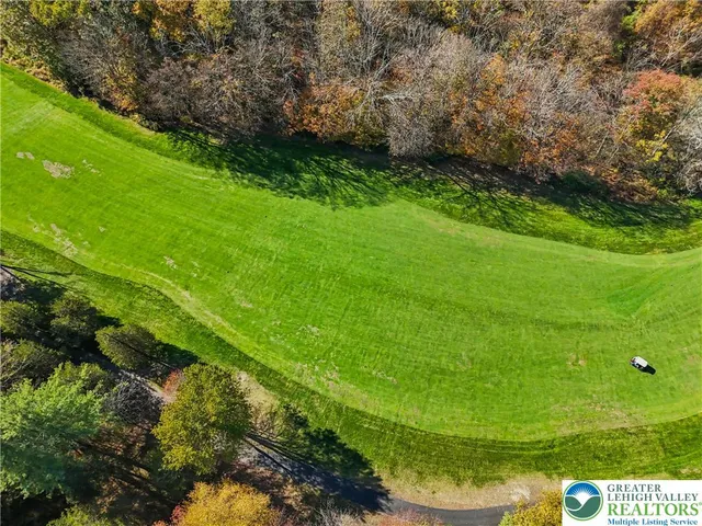 $1,150,000 | 441 Hidden Lake Drive, East Stroudsburg, PA 18302