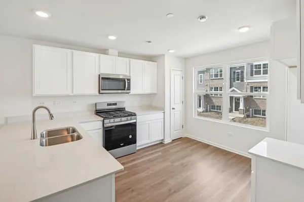 $349,990 | 6379 Ulster Drive, Tinley Park, IL 60477