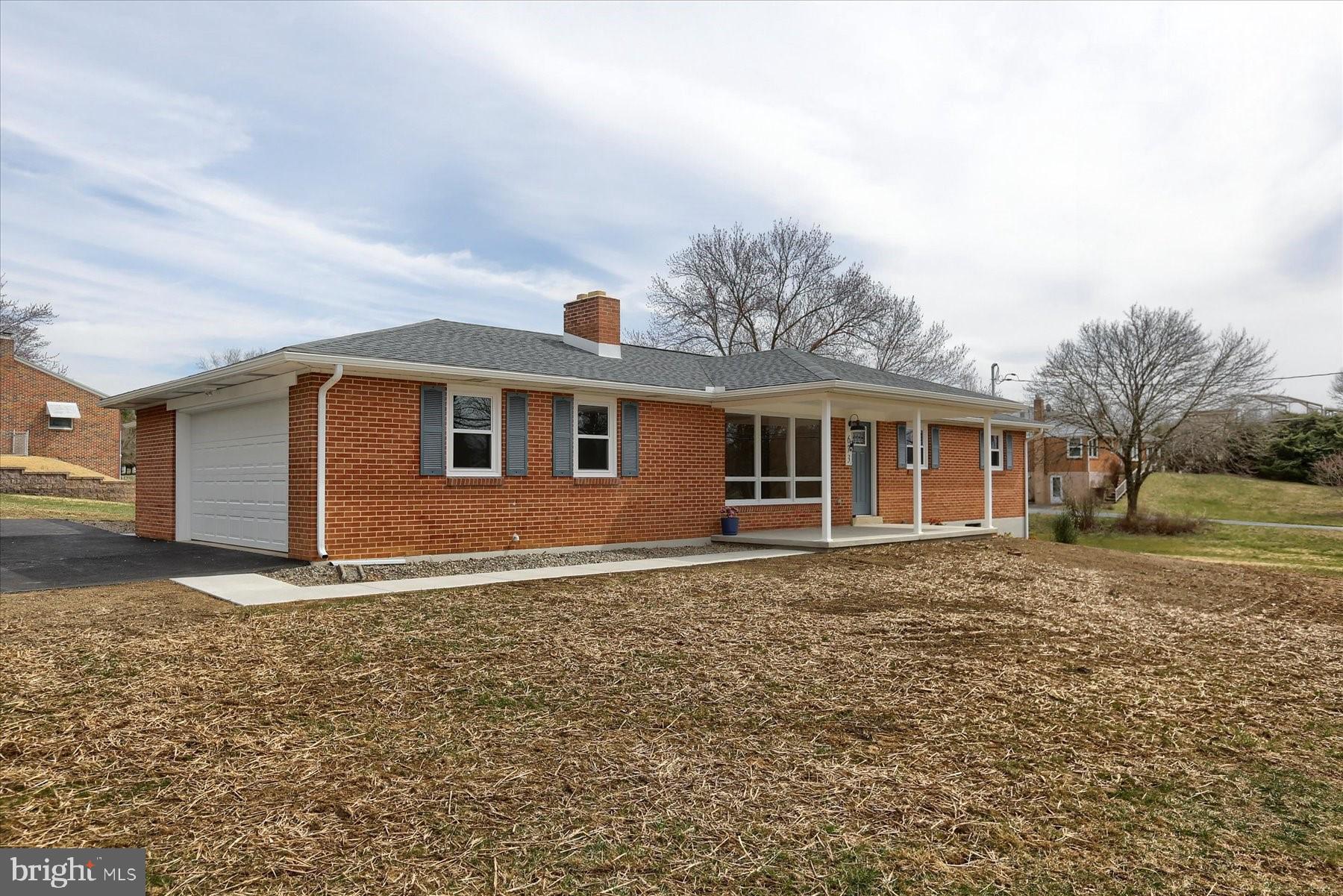 673 Piketown Road Harrisburg, PA 17112 - Photo 2 of 43 Gallery Image 2