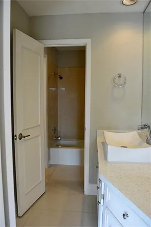 $2,895 | 2127 Manor Green Drive, Houston, TX 77077