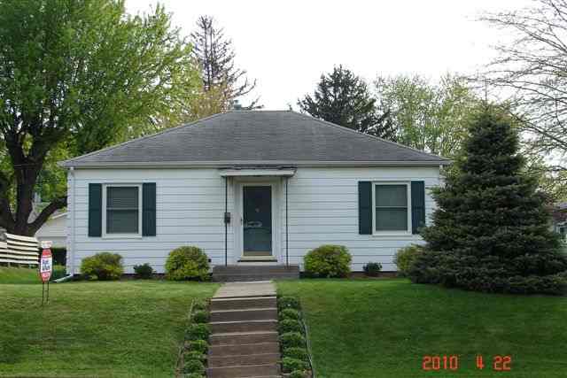 2134 Hickory Grove Road Davenport, IA 52804 - Photo 1 of 12 Gallery Image 1