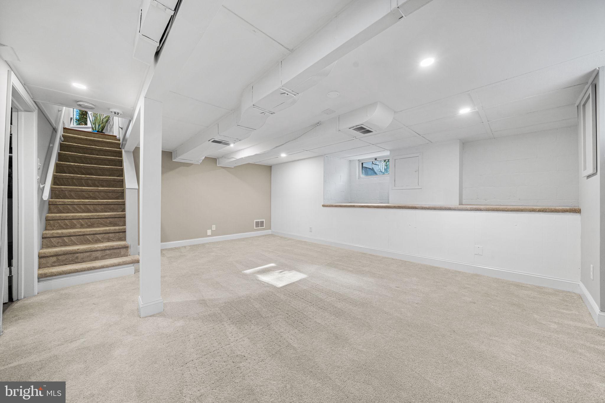 4613 8th Road South Arlington, VA 22204 - Photo 49 of 59 a view of an empty room