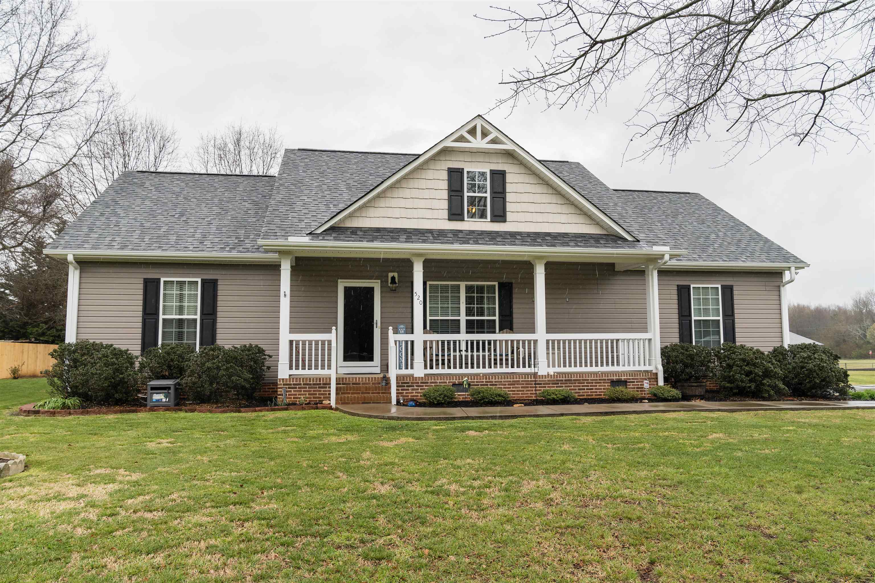 520 Dillon Street Chesnee, SC 29323 - Photo 1 of 29