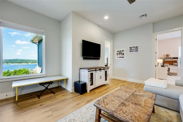 $1,149,999 | Undisclosed Address, Point Venture, TX 78645