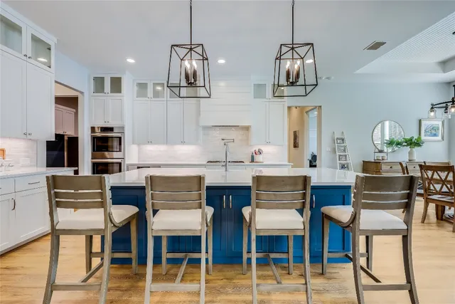 $1,149,999 | Undisclosed Address, Point Venture, TX 78645