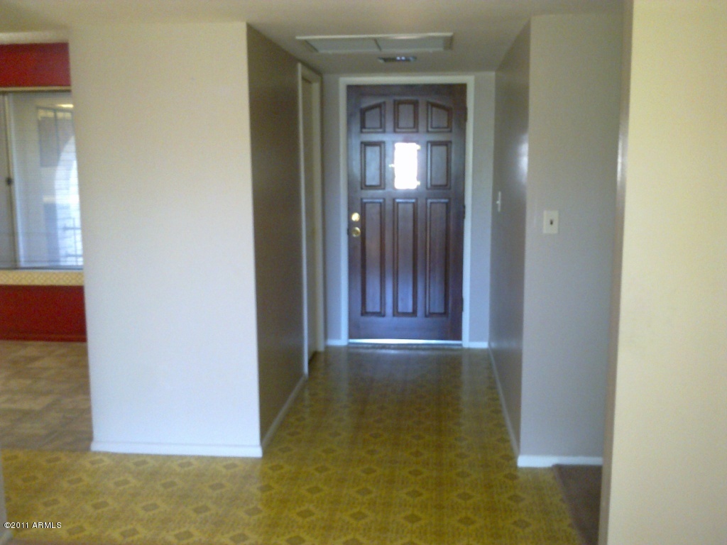 3813 West Hatcher Road Phoenix, AZ 85051 - Photo 8 of 20 Front Door & Entry