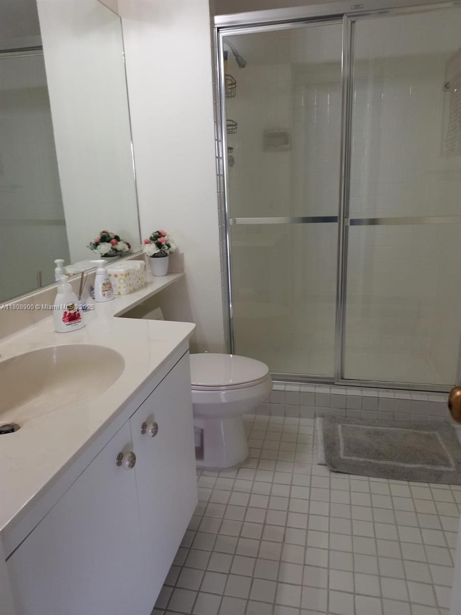 2000 Towerside Terrace, Unit 711 Miami, FL 33138 - Photo 12 of 39