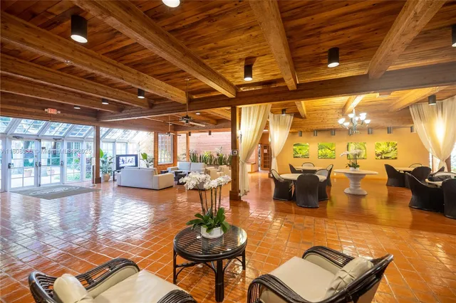 $3,700 | 2000 Towerside Terrace, Unit 711, Miami, FL 33138