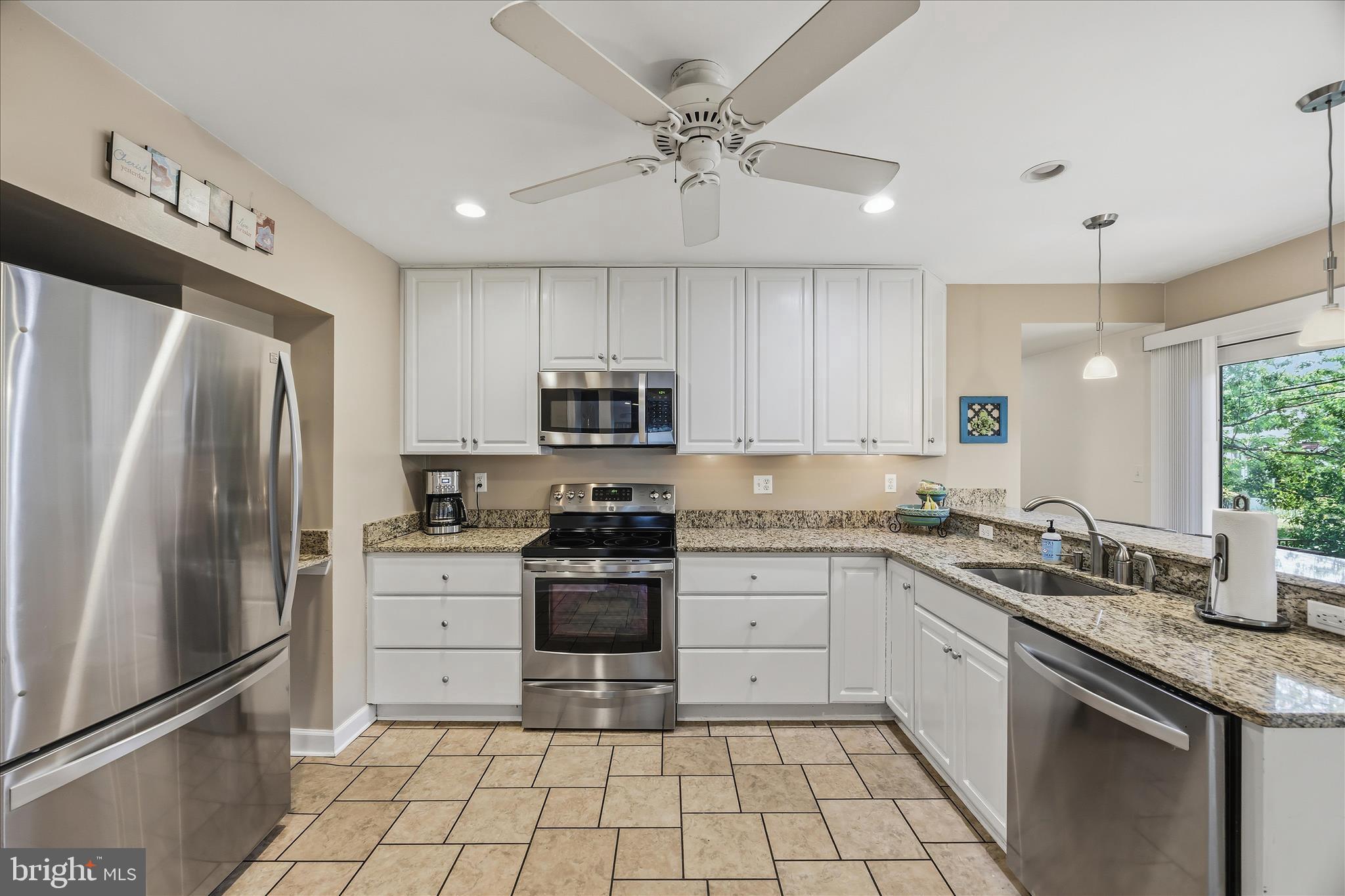 503 Forest View Road Linthicum Heights, MD 21090 - Photo 15 of 44