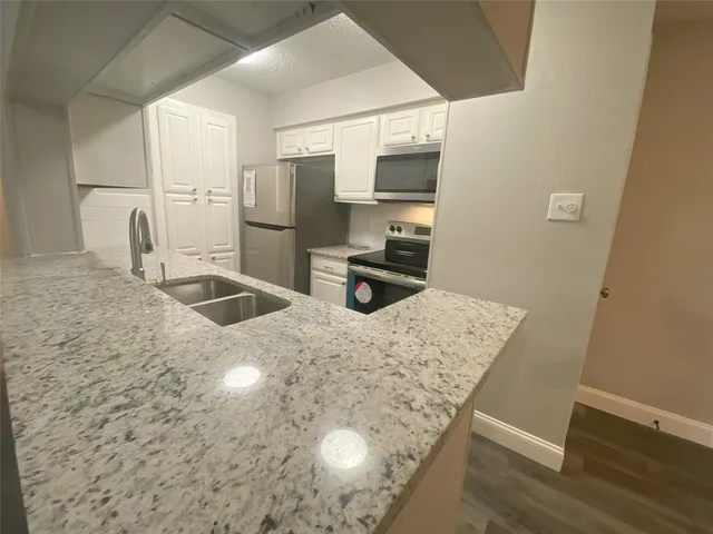 $1,300 | 1310 Harwell Drive, Unit 4721, Arlington, TX 76011