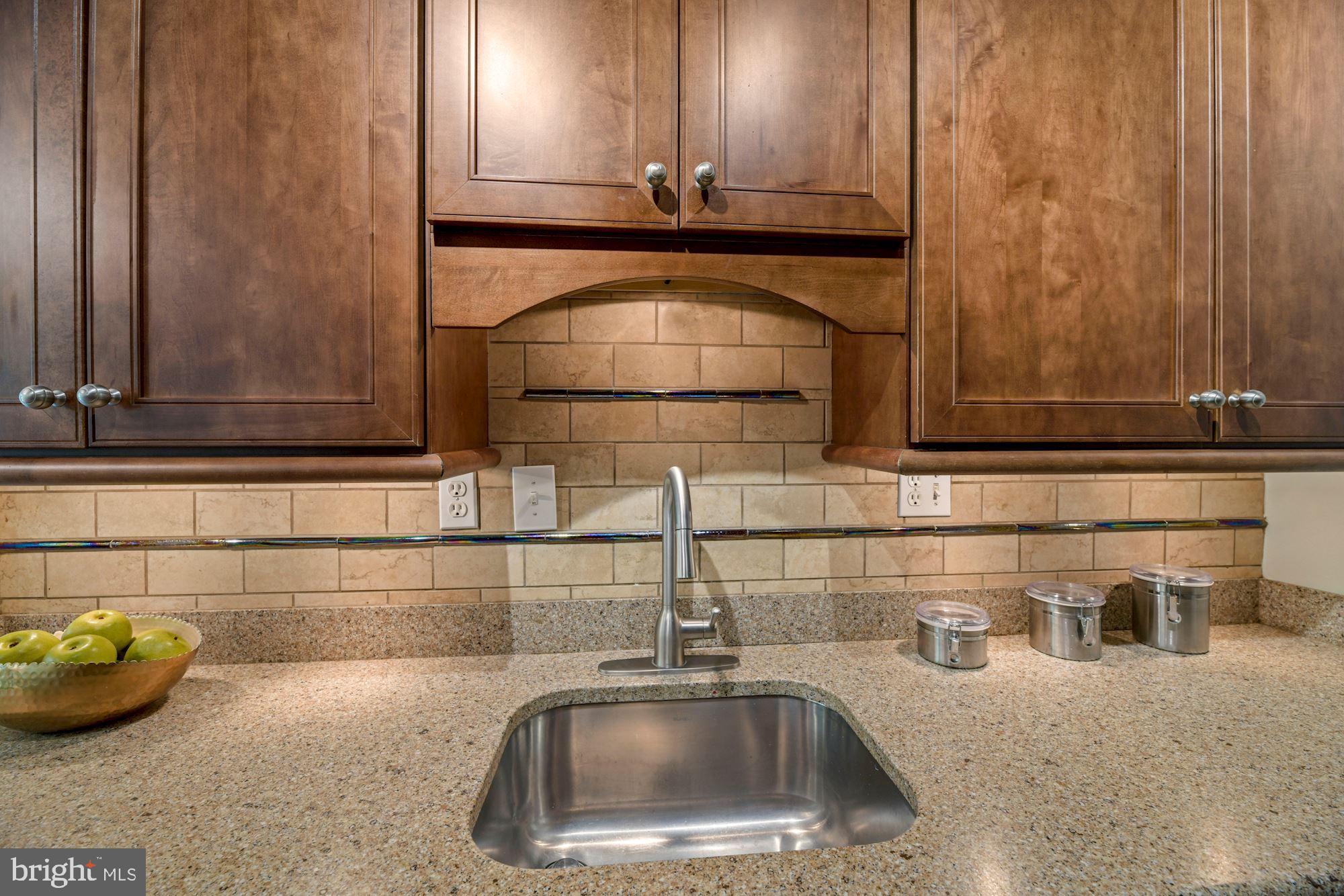 2325 42nd Street Northwest, Unit 204 Washington, DC 20007 - Photo 10 of 41