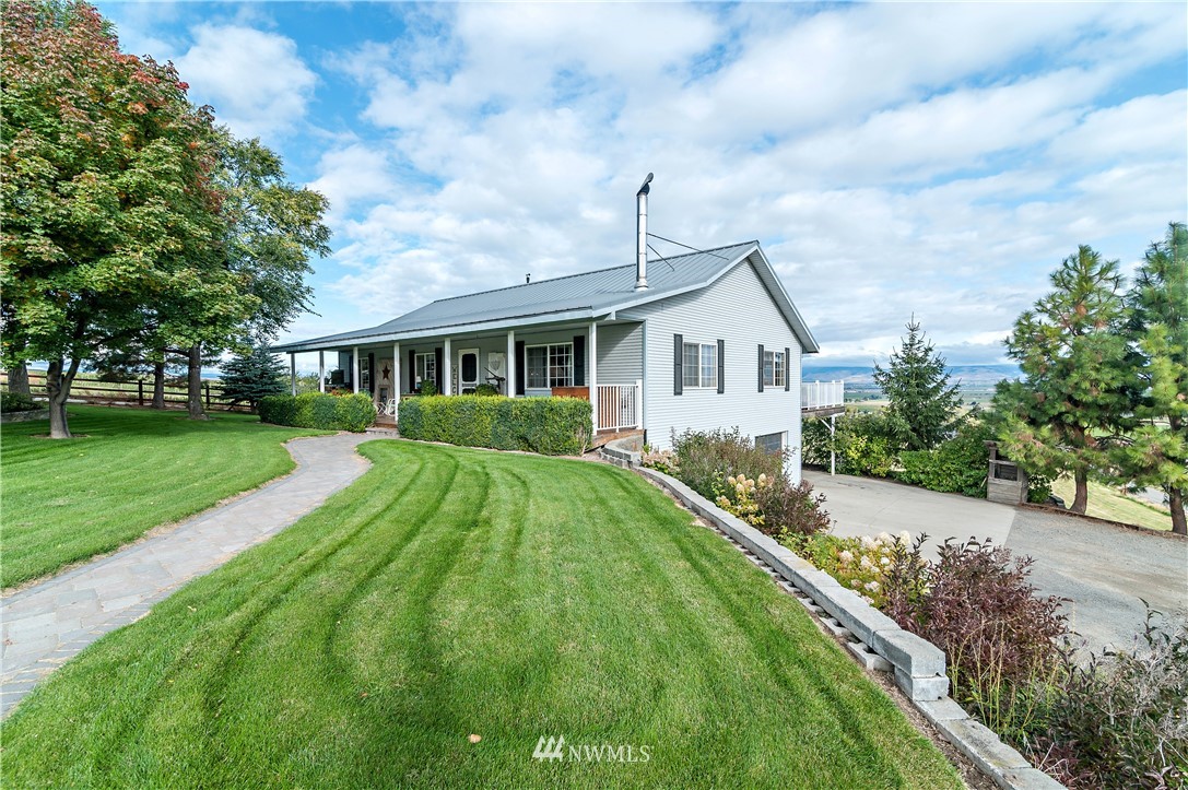 1111 Kaynor Road Ellensburg, WA 98926 - Photo 1 of 20 Gallery Image 1
