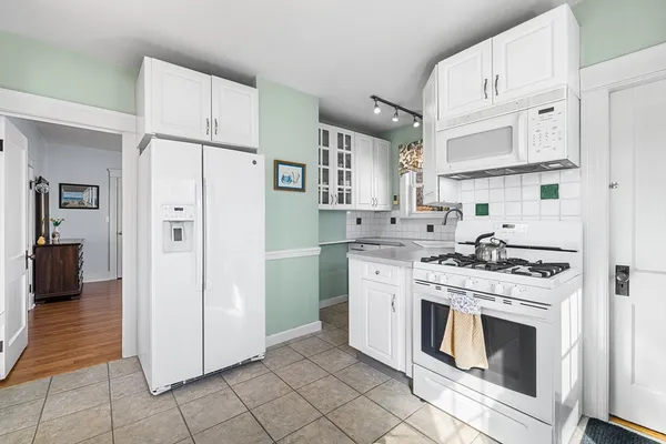 $569,000 | 146 Shrewsbury Street, Holden, MA 01520