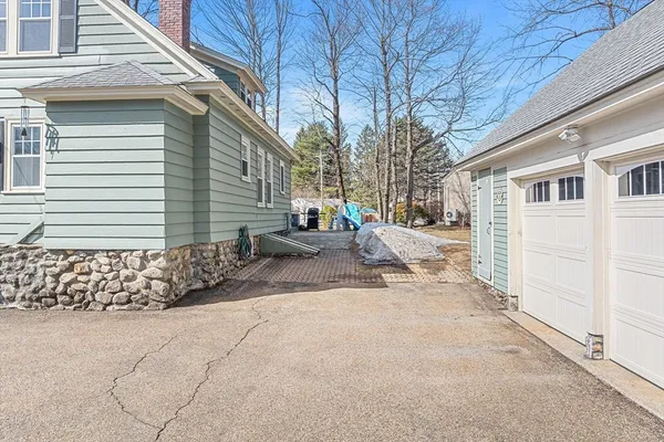 $549,900 | 146 Shrewsbury Street, Holden, MA 01520