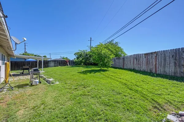 $405,000 | 1071 Hollingsworth Drive, Lincoln, CA 95648