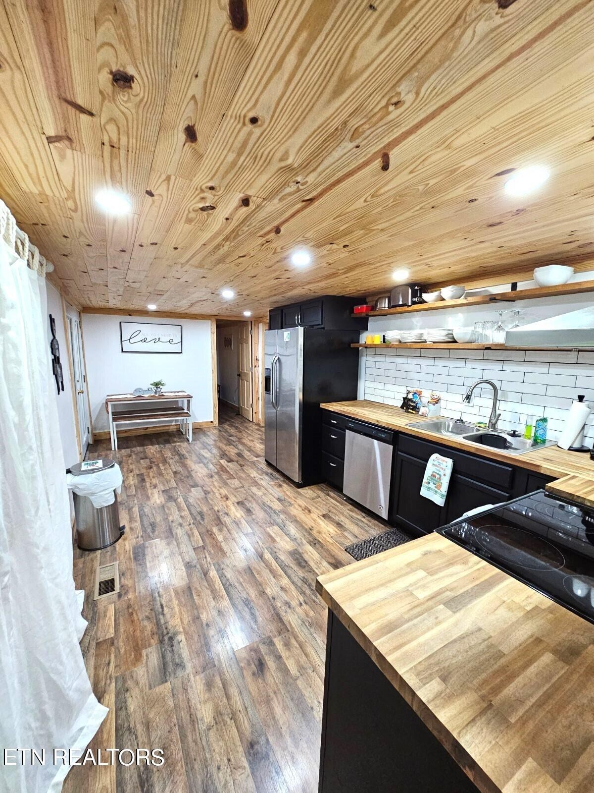 702 Rush Branch Road Pigeon Forge, TN 37863 - Photo 8 of 35 Gallery Image 8
