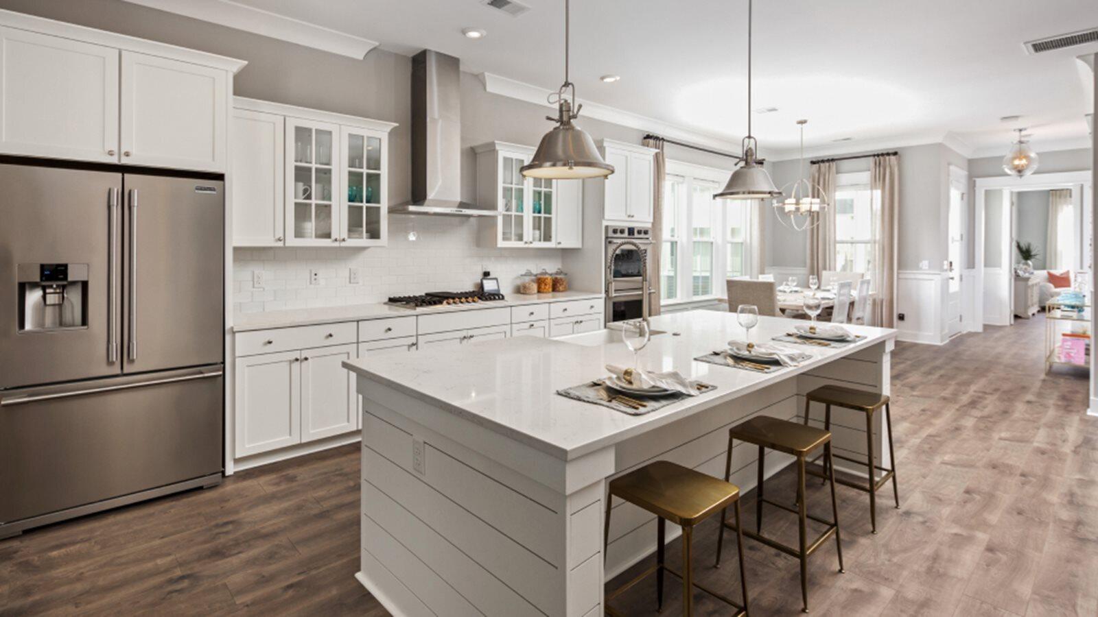 1010 Yucca Street Summerville, SC 29485 - Photo 3 of 18 Calhoun Kitchen-Dining