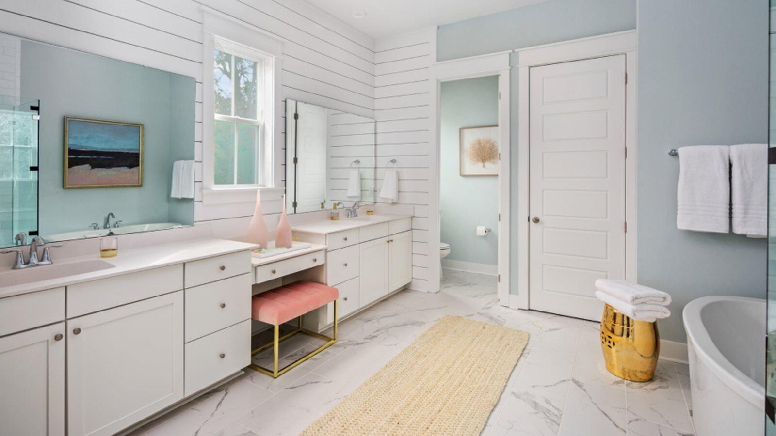1010 Yucca Street Summerville, SC 29485 - Photo 4 of 18 Calhoun Owner's Bath