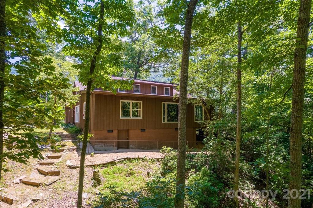 81 Stable Road Bryson City, NC 28713 - Photo 3 of 47 Gallery Image 3