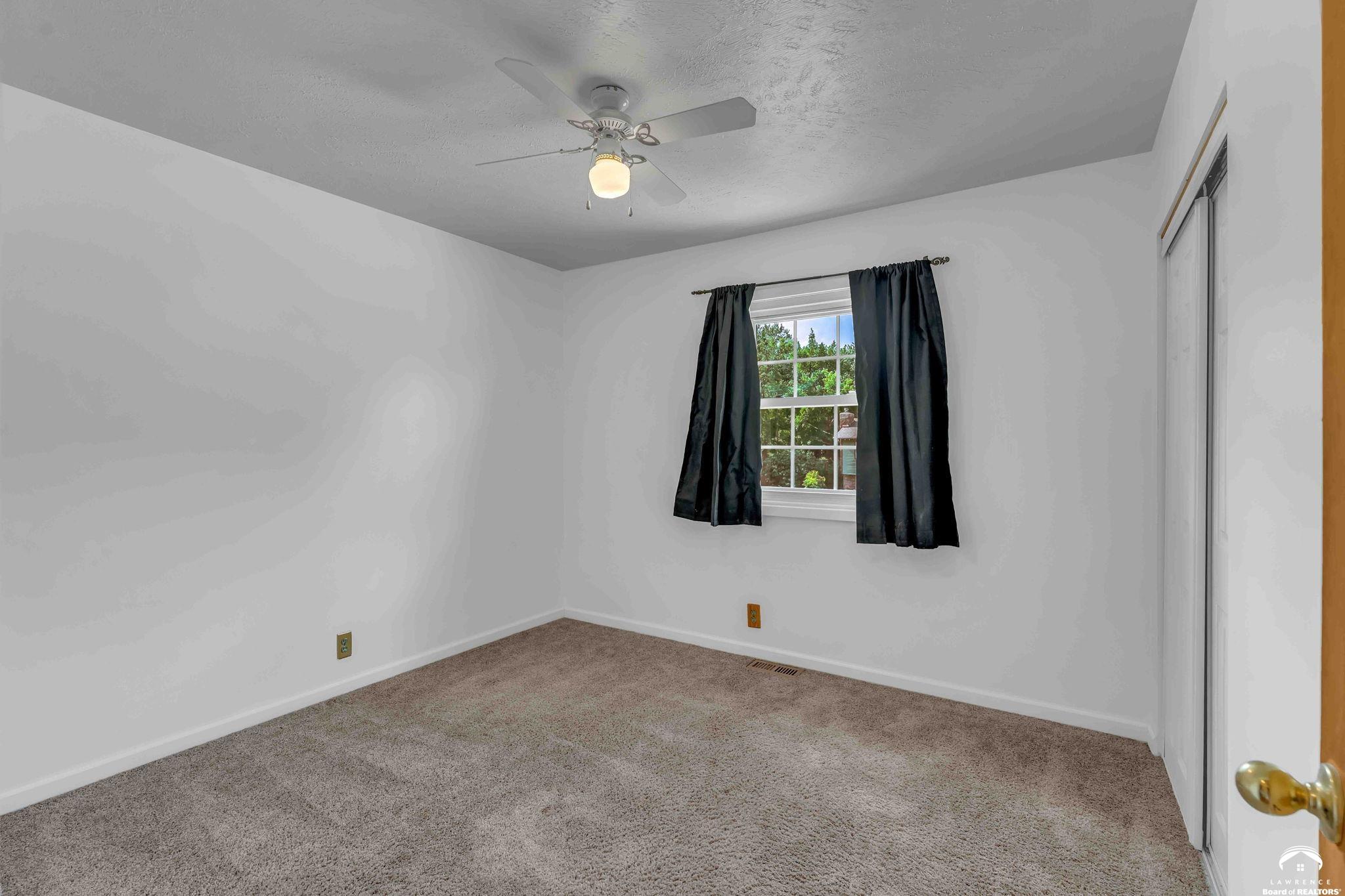 3403 Trail Road Lawrence, KS 66049 - Photo 19 of 51