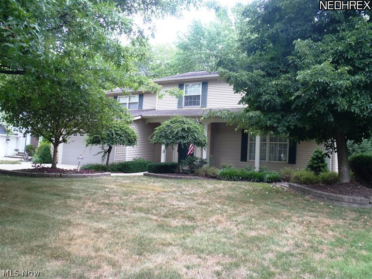 37418 Hunters Ridge Solon, OH 44139 - Photo 1 of 23 Gallery Image 1
