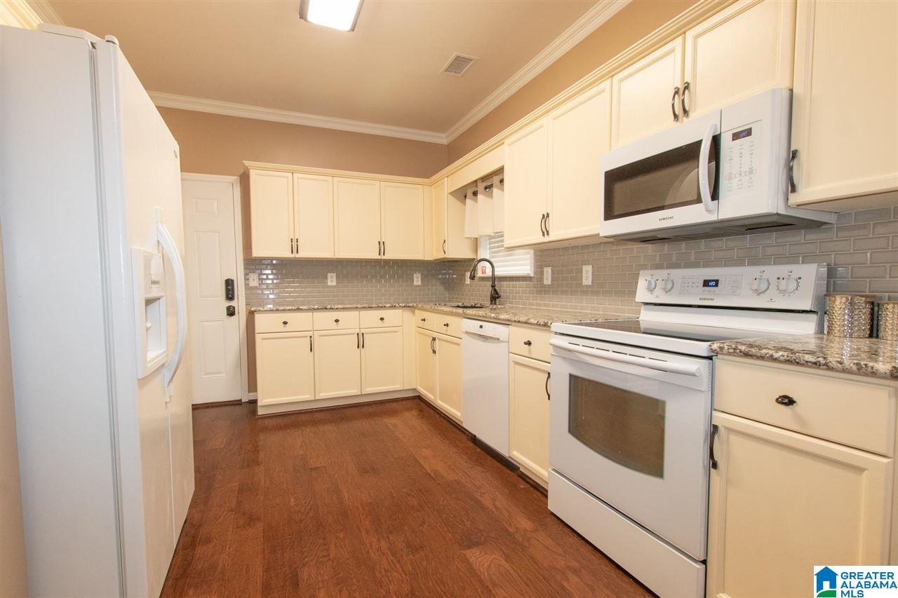 104 Blue Spring Circle Alabaster, AL 35007 - Photo 12 of 40