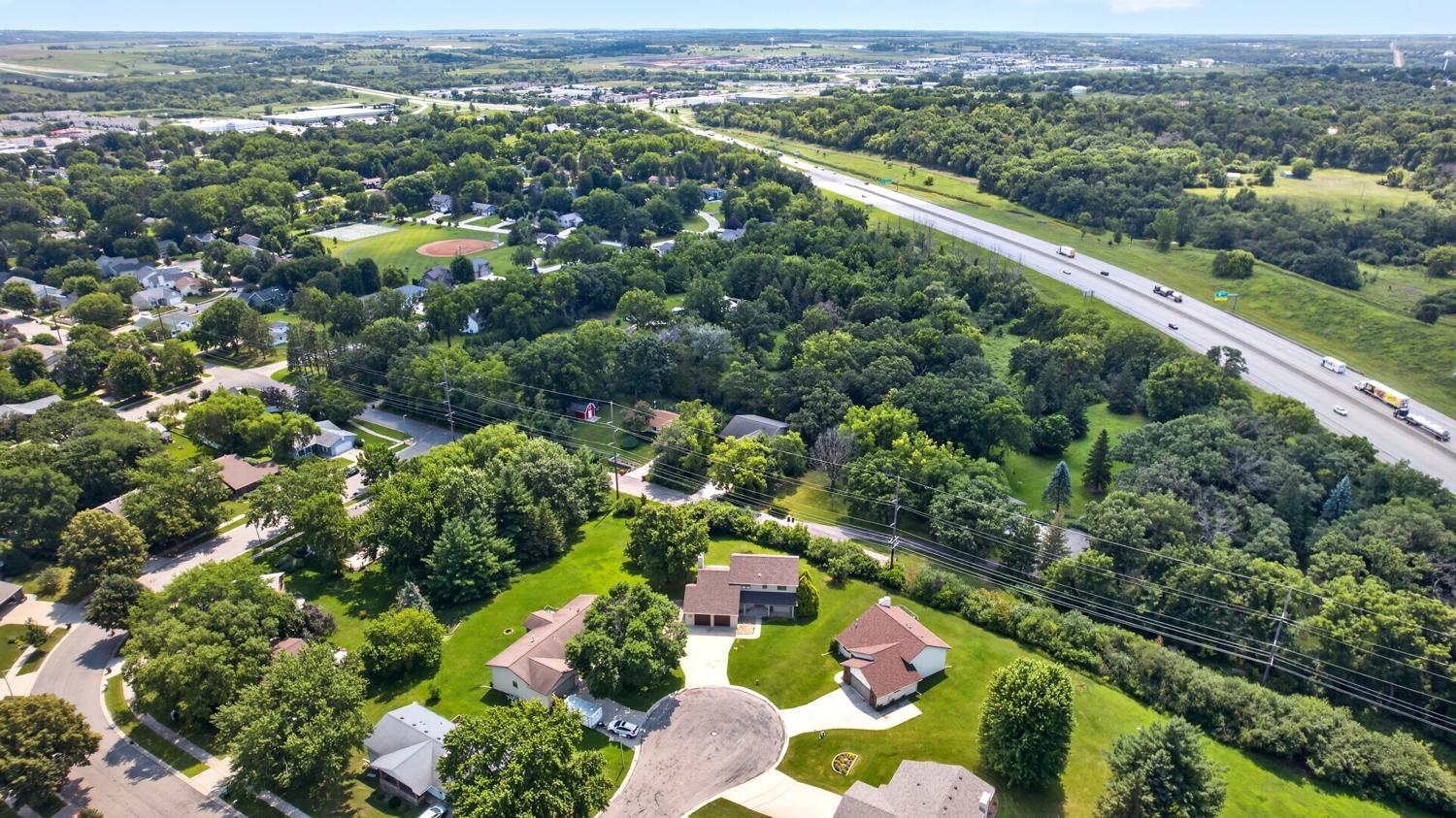 2466 Highview Lane Southwest Rochester, MN 55902 - Photo 53 of 60 Gallery Image 53
