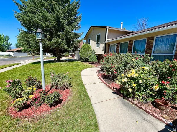 $565,000 | 373 East 10450 South, Sandy, UT 84070