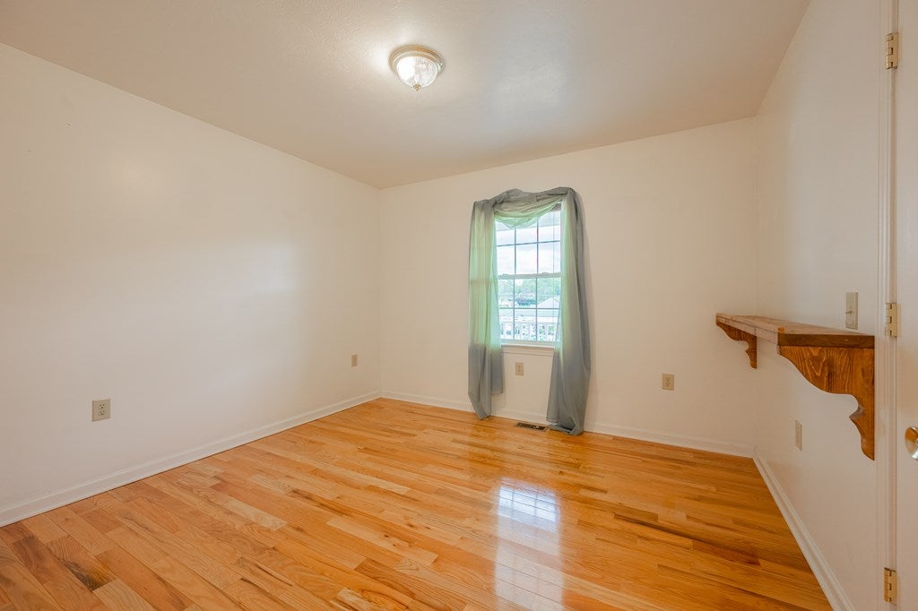704 Fort Chiswell Road Fort Chiswell, VA 24360 - Photo 36 of 72 Gallery Image 36