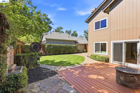 $1,350,000 | 3711 Kamp Drive, Pleasanton, CA 94588