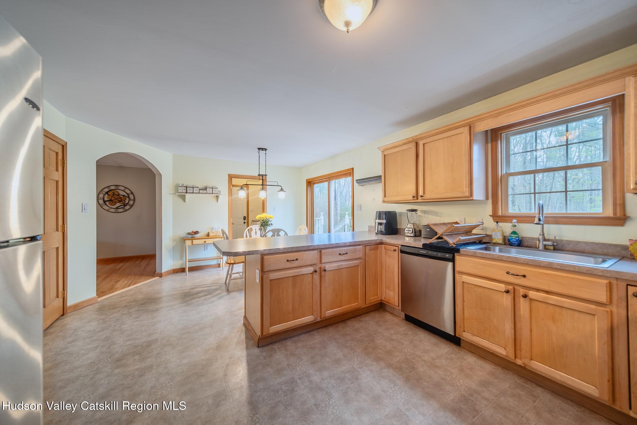 226 Blue Mountain Road Saugerties, NY 12477 - Photo 13 of 45 Image-9