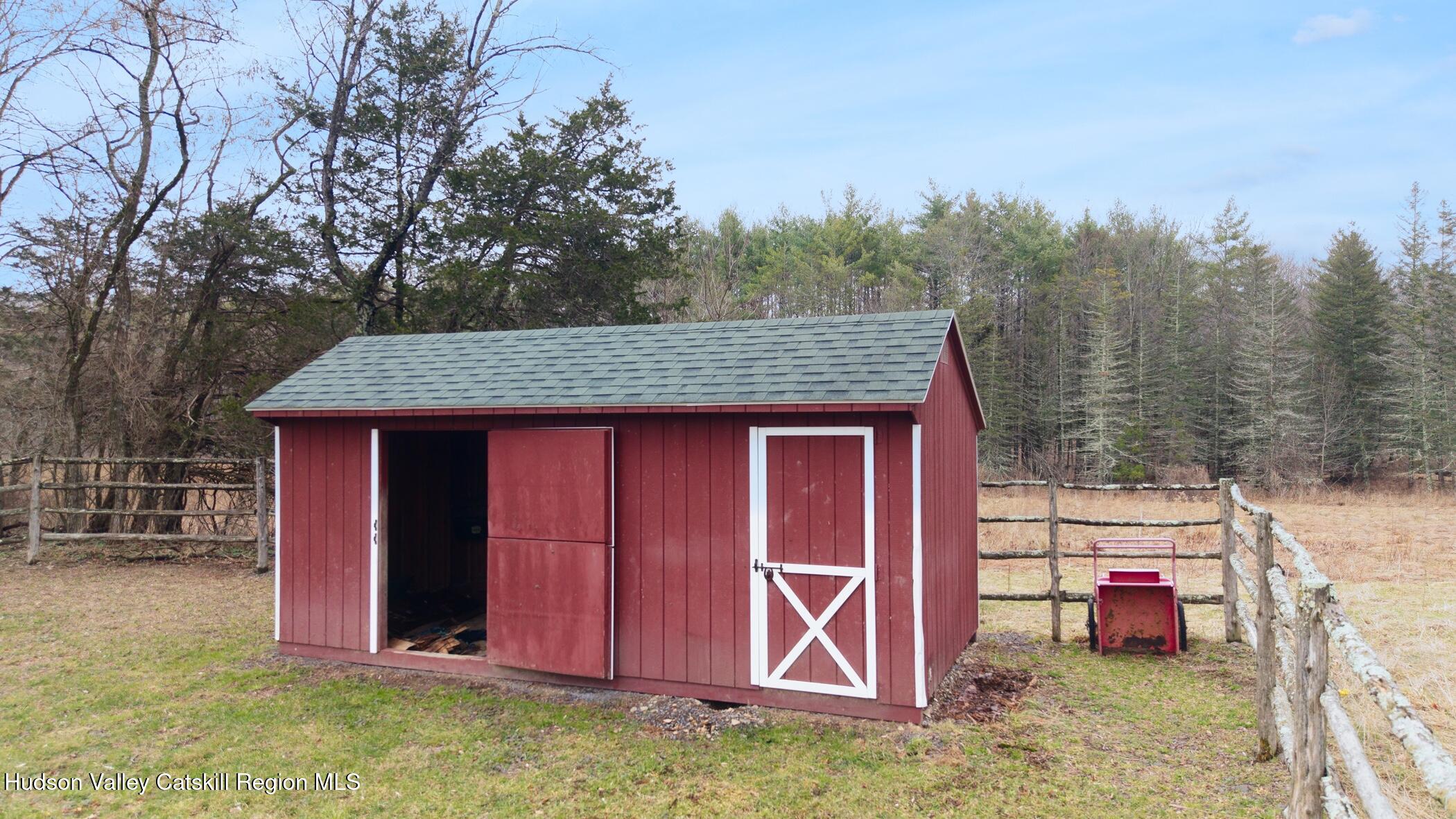 226 Blue Mountain Road Saugerties, NY 12477 - Photo 42 of 45 Image-20