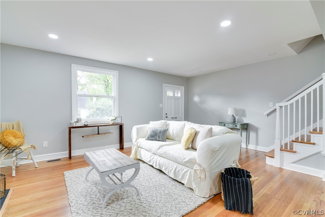 2432 Kenmore Road Henrico, VA 23228 - Photo 8 of 44 Gallery Image 8