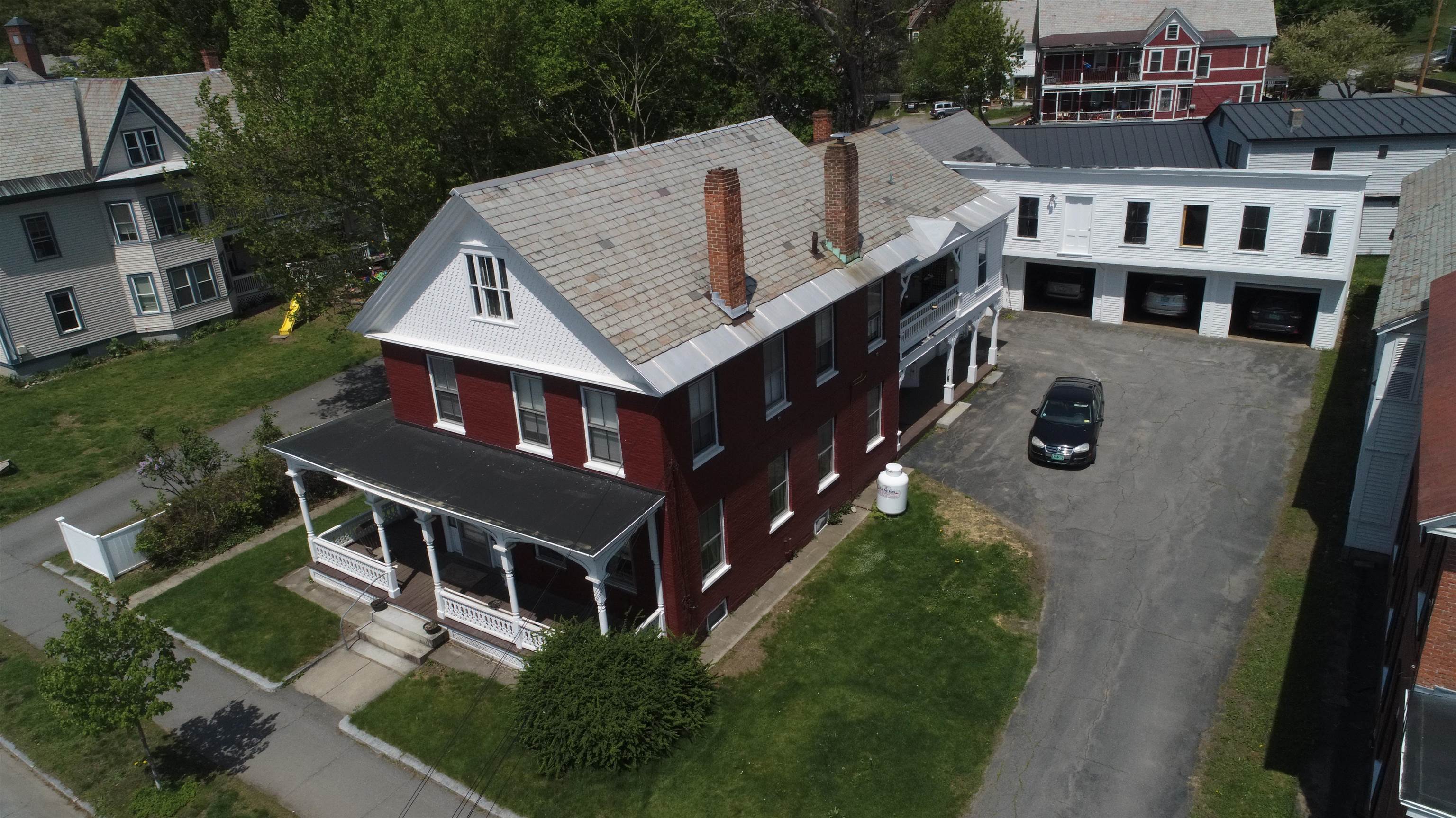 31 School Street Rockingham, VT 05101 - Photo 5 of 51