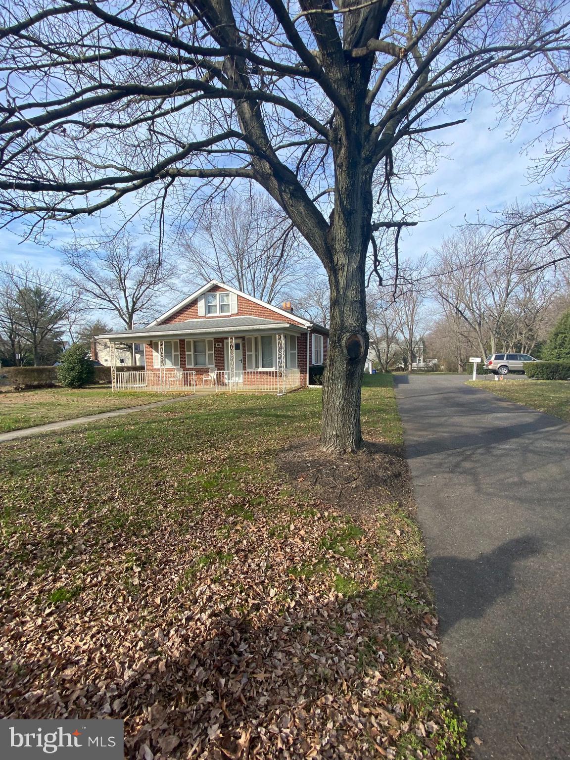 108 Borton Landing Road Moorestown, NJ 08057 - Photo 2 of 25