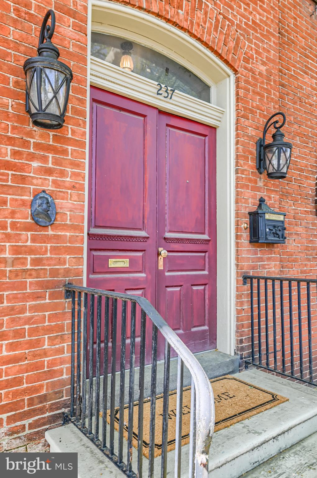 237 Frederick Street Hanover, PA 17331 - Photo 3 of 69 Gallery Image 3