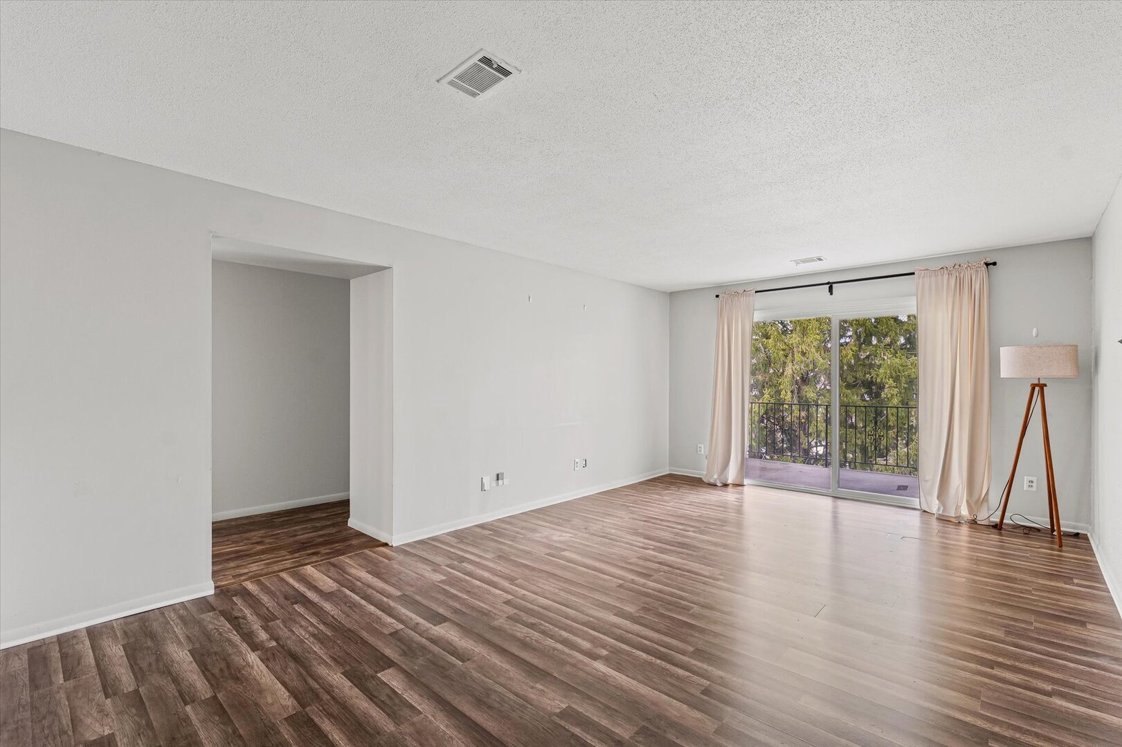 1004 East Harding Drive, Unit 303 Urbana, IL 61801 - Photo 5 of 23