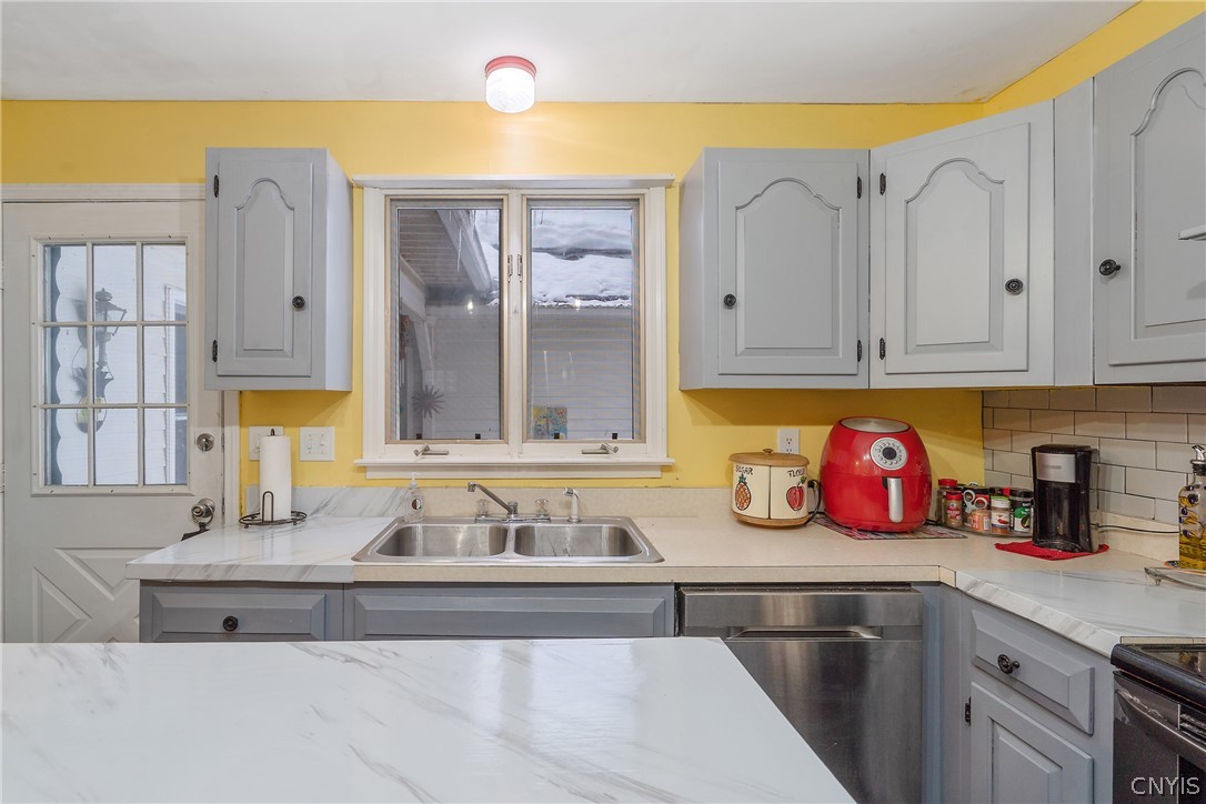 6199 Lorena Road Rome, NY 13440 - Photo 15 of 39