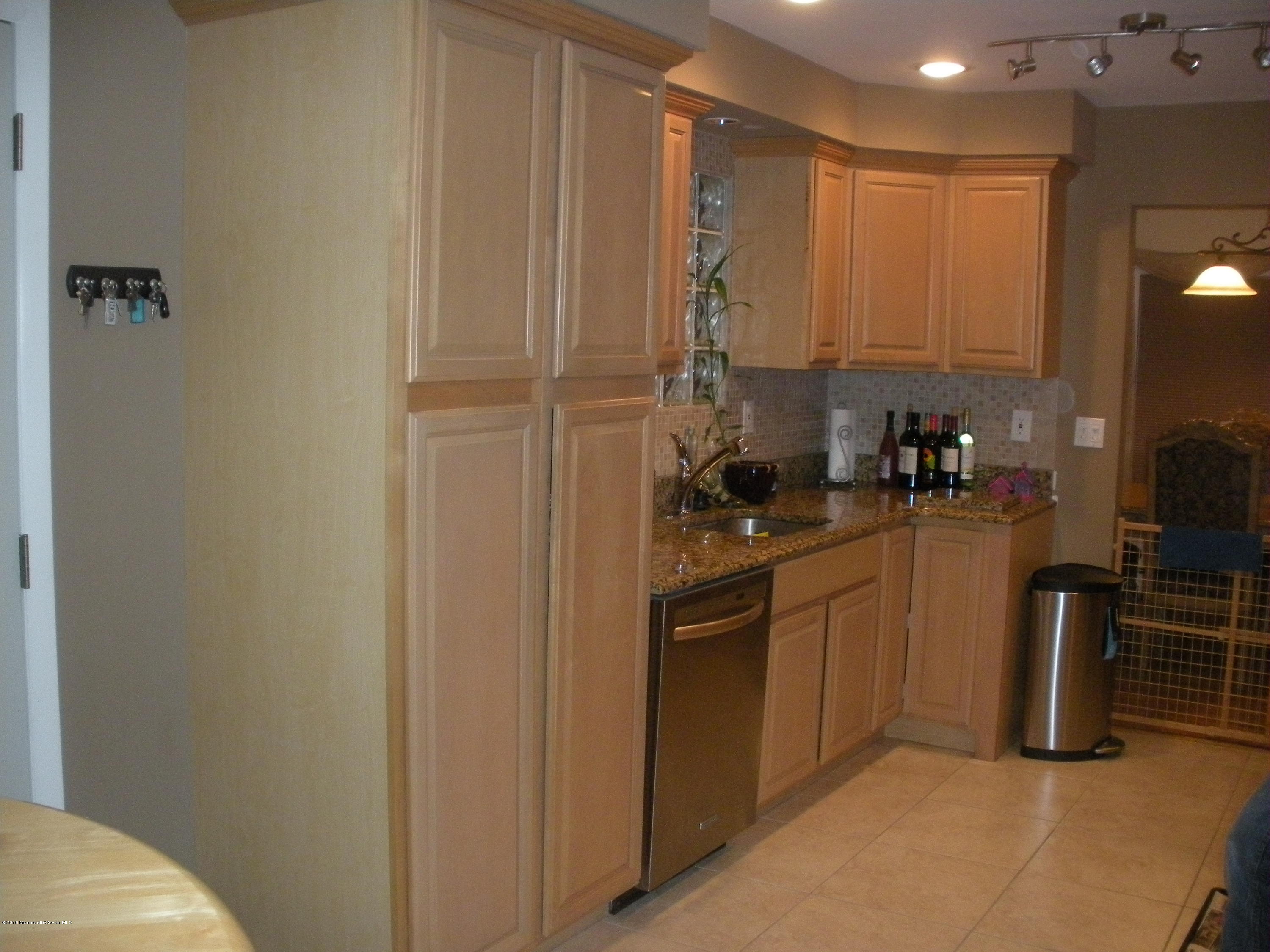 157 Silver Bay Road Toms River, NJ 08753 - Photo 4 of 25 DSCN3393