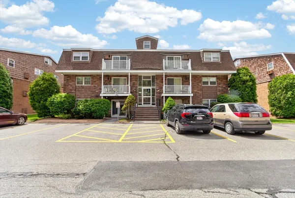 $259,900 | 90 Beacon Street, Unit 12, Lawrence, MA 01843
