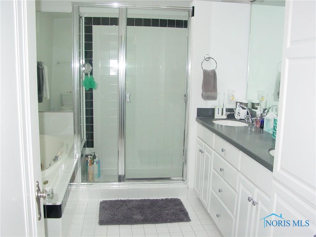 3827 Brookside Road Toledo, OH 43606 - Photo 17 of 25 Gallery Image 17