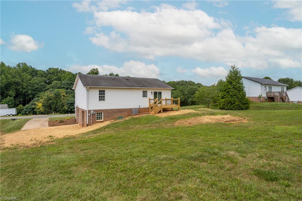 1110 Capella Ridge Road King, NC 27021 - Photo 31 of 33 Gallery Image 31