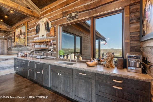 $9,950,000 | 627 Ryegrass Road, Daniel, WY 83115