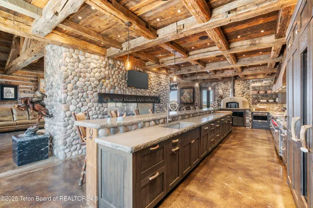 $9,950,000 | 627 Ryegrass Road, Daniel, WY 83115