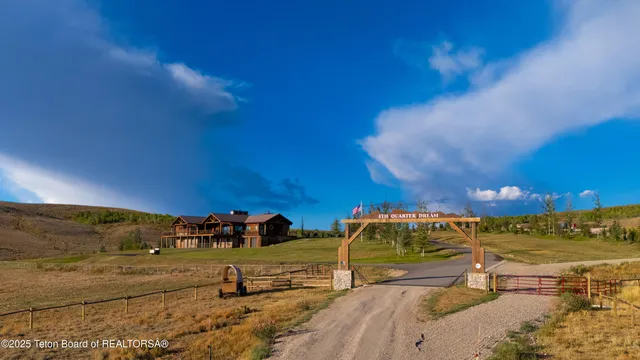 $9,950,000 | 627 Ryegrass Road, Daniel, WY 83115