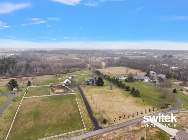 $920,000 | 9750 Meadow Valley, Caledonia, MI 49316