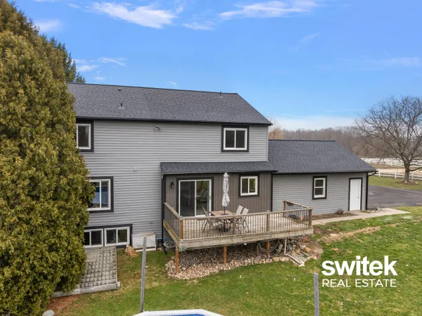 $920,000 | 9750 Meadow Valley, Caledonia, MI 49316