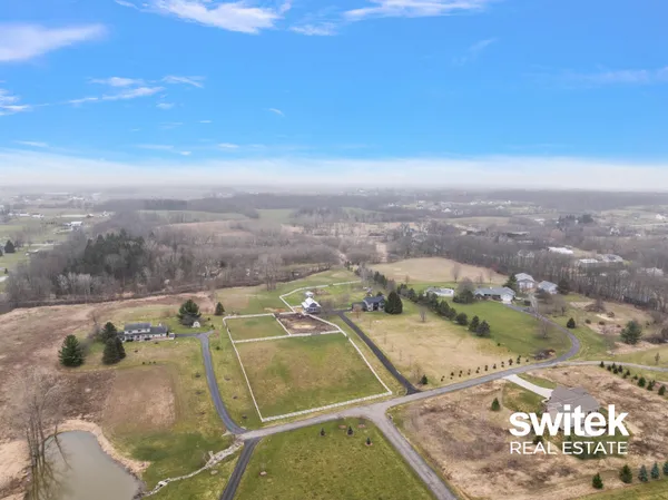 $920,000 | 9750 Meadow Valley, Caledonia, MI 49316